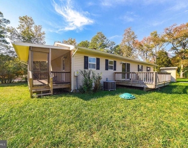 16100 Thomas Road - Photo Thumbnail 16