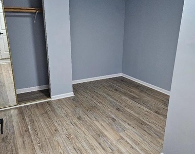 7712 Jacobs Drive - Photo Thumbnail 9