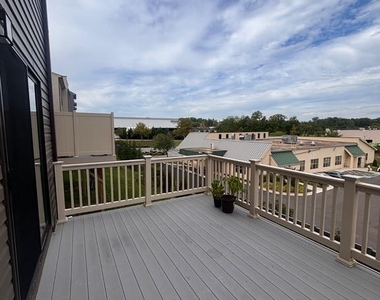 4826 Vista Glen Lane - Photo Thumbnail 42