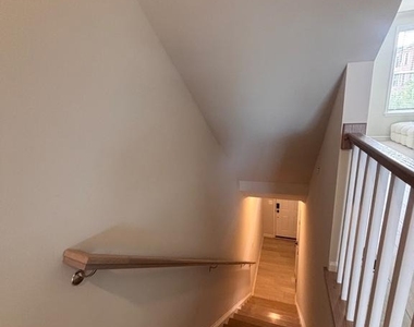 4826 Vista Glen Lane - Photo Thumbnail 23