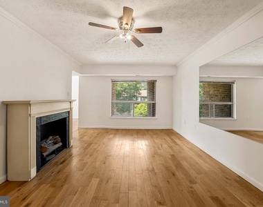 7716 Hanover Parkway - Photo Thumbnail 2
