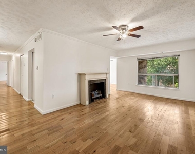 7716 Hanover Parkway - Photo Thumbnail 1