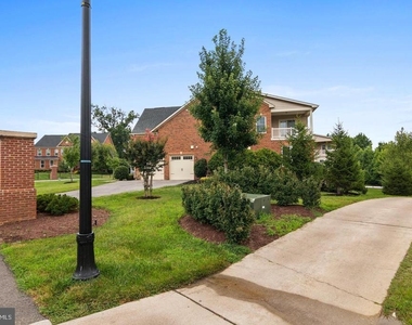 14800 Mary Bowie Parkway - Photo Thumbnail 2