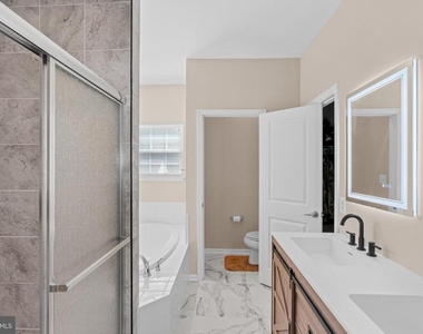 13727 Port Commerce Court - Photo Thumbnail 18