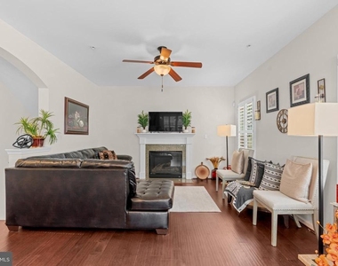 13727 Port Commerce Court - Photo Thumbnail 5