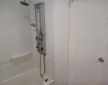 1904 Krizan Ave - Photo Thumbnail 8