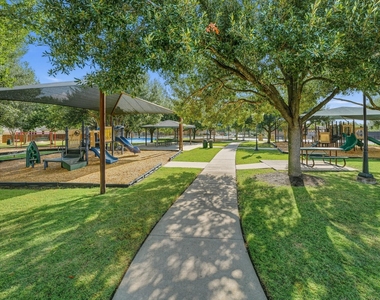 719 Speckled Alder Dr - Photo Thumbnail 15