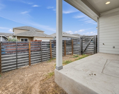 719 Speckled Alder Dr - Photo Thumbnail 19