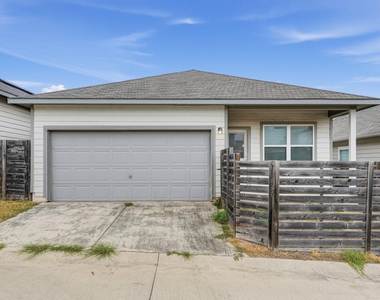719 Speckled Alder Dr - Photo Thumbnail 2