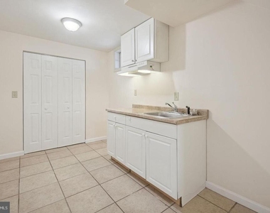 8266 Amity Circle - Photo Thumbnail 17
