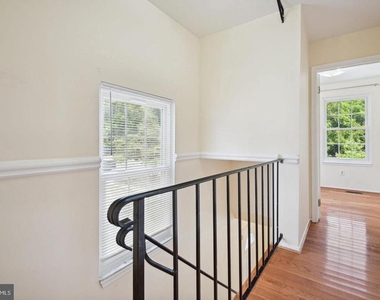 8266 Amity Circle - Photo Thumbnail 20