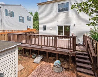 8266 Amity Circle - Photo Thumbnail 22