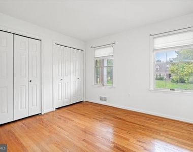 9601 Persimmon Tree Road - Photo Thumbnail 24