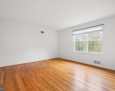 9601 Persimmon Tree Road - Photo Thumbnail 29