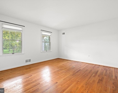 9601 Persimmon Tree Road - Photo Thumbnail 26