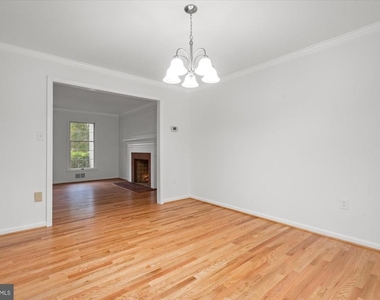 9601 Persimmon Tree Road - Photo Thumbnail 8