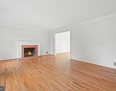 9601 Persimmon Tree Road - Photo Thumbnail 3