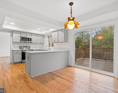 9601 Persimmon Tree Road - Photo Thumbnail 9