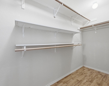 2913 Wavecrest Blvd - Photo Thumbnail 13