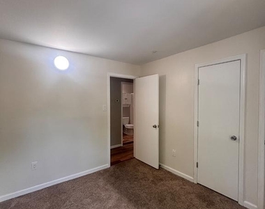 14201 Wolf Creek Place - Photo Thumbnail 37