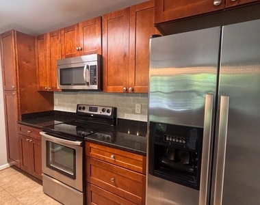 14201 Wolf Creek Place - Photo Thumbnail 4