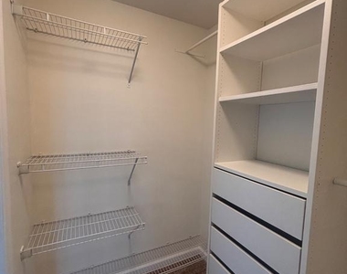 14201 Wolf Creek Place - Photo Thumbnail 17