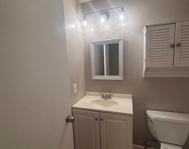 14201 Wolf Creek Place - Photo Thumbnail 25