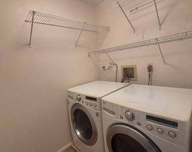 14201 Wolf Creek Place - Photo Thumbnail 32