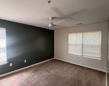 14201 Wolf Creek Place - Photo Thumbnail 9
