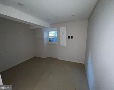 9609 Barkston Court - Photo Thumbnail 23