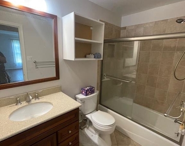 9609 Barkston Court - Photo Thumbnail 15