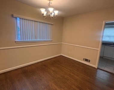 11203 Dodson Lane - Photo Thumbnail 14