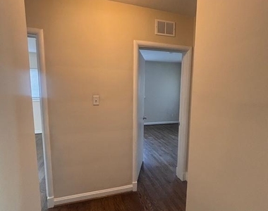 11203 Dodson Lane - Photo Thumbnail 22