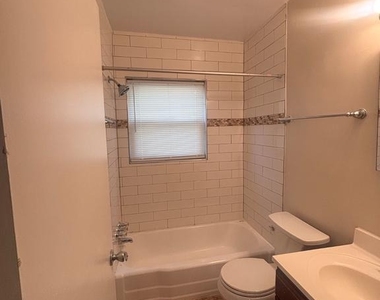 11203 Dodson Lane - Photo Thumbnail 29