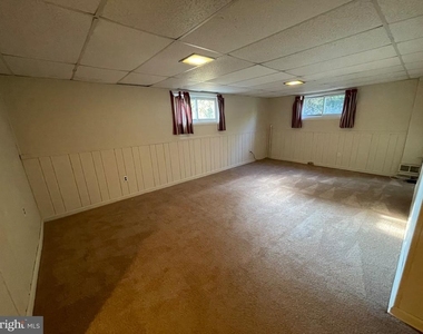 11203 Dodson Lane - Photo Thumbnail 12