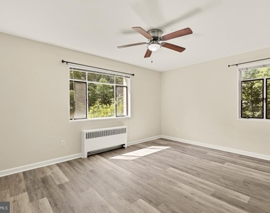 10413 Montrose Avenue - Photo Thumbnail 14