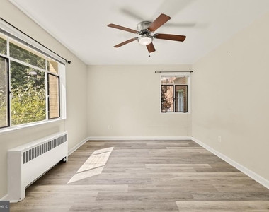 10413 Montrose Avenue - Photo Thumbnail 13