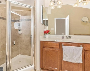 11882 Country Squire Way - Photo Thumbnail 24