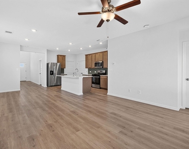 3609 Kent Chalk Rd - Photo Thumbnail 4