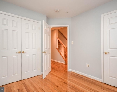 1303 Cameron Hill Court - Photo Thumbnail 23