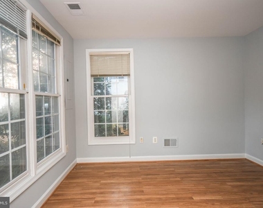 1303 Cameron Hill Court - Photo Thumbnail 29
