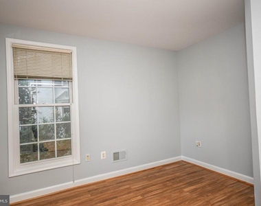 1303 Cameron Hill Court - Photo Thumbnail 30