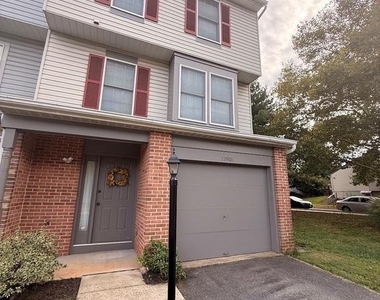 17901 Cottonwood Terrace - Photo Thumbnail 26