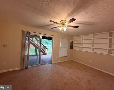 17901 Cottonwood Terrace - Photo Thumbnail 5
