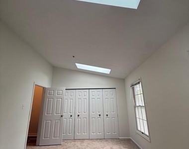 17901 Cottonwood Terrace - Photo Thumbnail 18