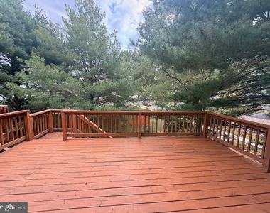 17901 Cottonwood Terrace - Photo Thumbnail 23