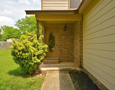 9203 Kempler Dr - Photo Thumbnail 15