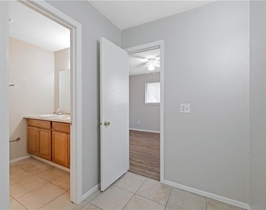 806 Judy Dr - Photo Thumbnail 12