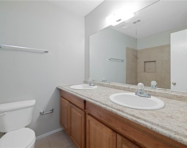 806 Judy Dr - Photo Thumbnail 13