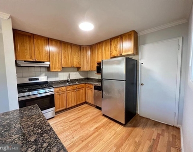 11812 Timber Lane - Photo Thumbnail 1